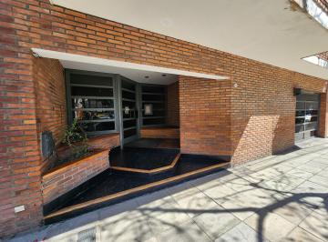 Departamento de 4 ambientes, Coghlan · Hermoso 4 Amb. C/dep y Cochera Cubierta.