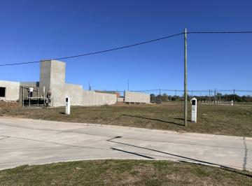 Terreno · 360m² · Terreno en Docta Av