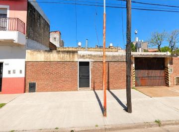 Bodega-Galpón · 300m² · 1 Ambiente · En Venta Galpón en Venta Loma Hermosa Zona Industrial F: 11217