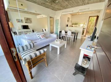 Departamento · 46m² · 3 Ambientes · 1 Cochera · Departamento en Manantiales