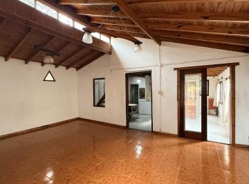 Casa · 70m² · 3 Ambientes · 1 Cochera · Casa con Gas Natural Santa Sobre El Monte