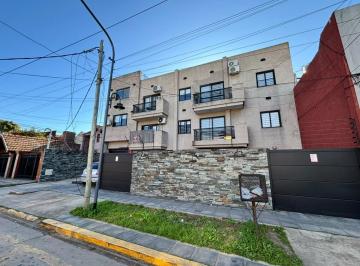 BET-BE1-10589_2 · Departamento 2 Ambientes con Patio Propio y Cochera - Planta Baja