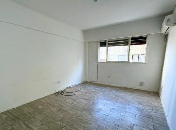 Departamento de 1 ambiente, Retiro · Monoambiente Luminoso en Excelente Estado, Contrato X 1 Año