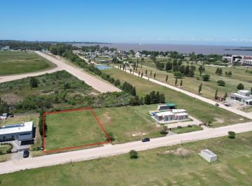Terreno · 1500m² · Terreno de 1500 m² en Sheraton (Sector Golf) Lote 83