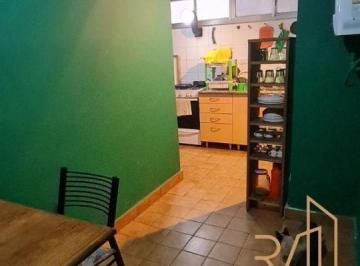Departamento de 4 ambientes, Lomas de Zamora · Departamento 4 Amb, en Venta. Banfield