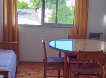 Departamento de 1 ambiente, Flores · Monoambiente Al Frente, Muy Luminoso, Cocina Independiente