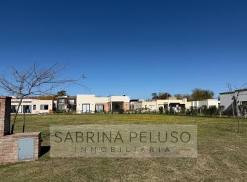Terreno · 800m² · Lote Central - 800 m² en Barrio Privado Prados del Oeste