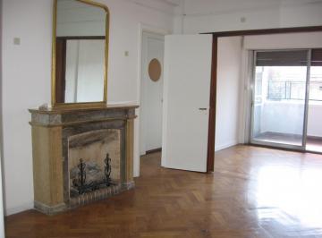 Departamento · 70m² · 4 Ambientes · Pasteur 158 - Amplio y Luminoso Departamento de 4 Ambientes en Once 7° Piso Al Frente · 70 m² · Balc