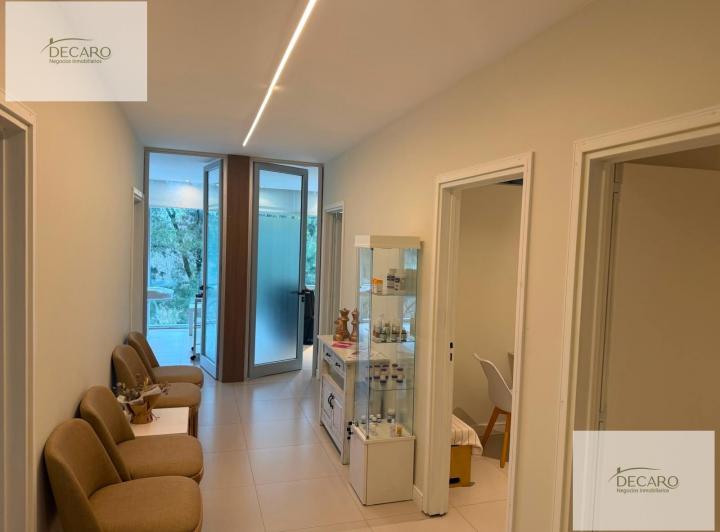 Oficina comercial · 100m² · 1 Ambiente · 1 Cochera