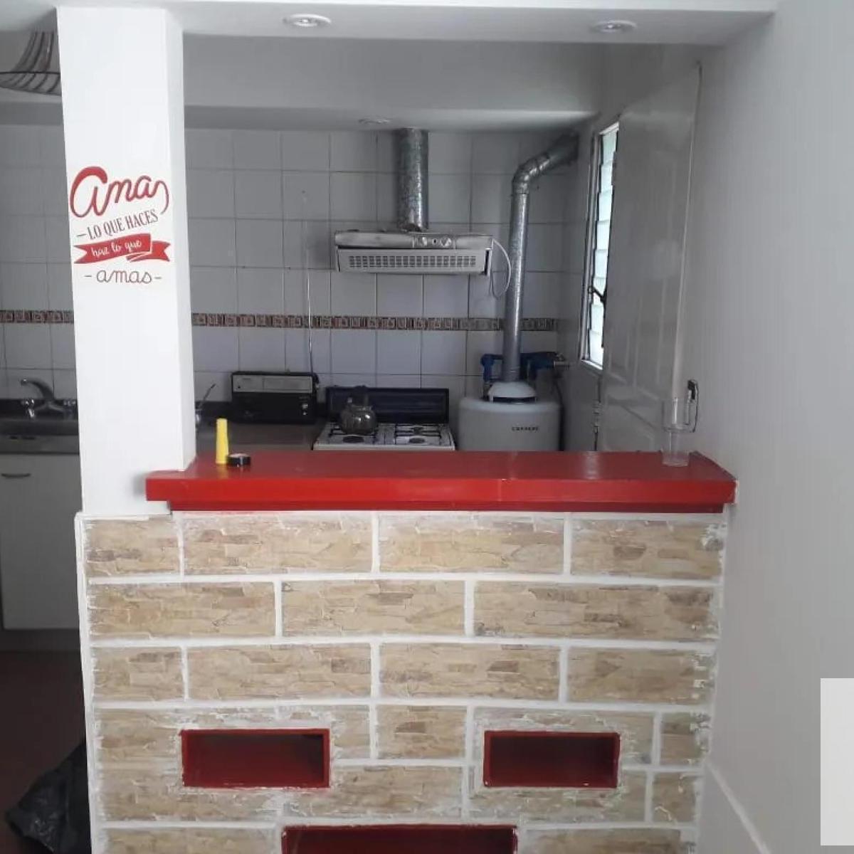 Casa de 2 Dormitorios 2 Baños en alquiler sobre calle Strobel