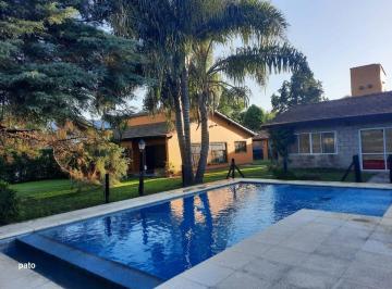 Quinta vacacional de 3 ambientes, Malvinas Argentinas · Excelente Casa Quinta, Barrio Parque Alvear Uno, Tortuguitas, Todo Optimo Estado