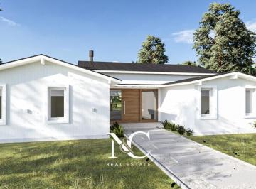 Casa · 200m² · 5 Ambientes · Casa en Venta en Costa Esmeralda