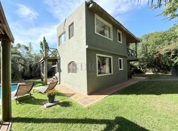 Foto1 · Casa en El Tesoro con Piscina y Parrillero