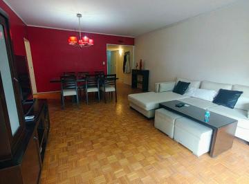 Departamento de 4 ambientes, Recoleta · Recoleta - Semipiso 4 Ambientes Amoblado - Palier Privado - Balcón Corrido