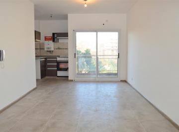Departamento · 38m² · 2 Ambientes · Alquiler Departamento 2 Ambientes en San Martin con Balcon Menos de 10 Años de Antigüedad