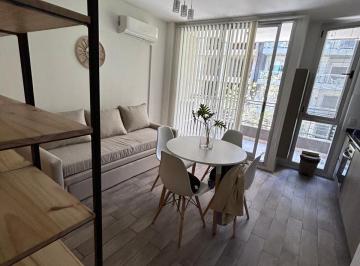 Living · Amplio Monoambiente con Balcón y Lavadero