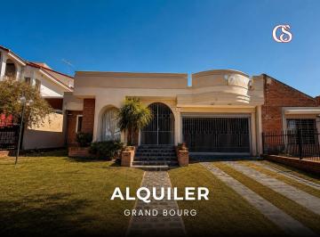 Casa · 300m² · 5 Ambientes · 6 Cocheras · Exc Casa 4 Dor Alq Gge/dep/jard/pil/qcho/suite Savio Al 700