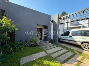 Casa · 150m² · 5 Ambientes · 1 Cochera · Casa en Ituzaingó Sur