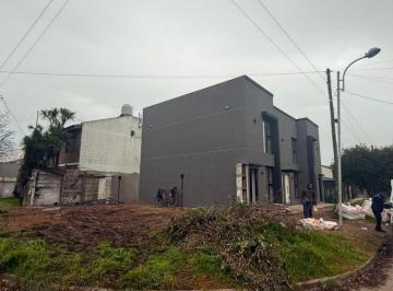 PH de 3 ambientes, Mar del Plata · Vendo PH 3 Ambientes Duplex a Estrenar con Cichera 71 m Brandsen Uruguay