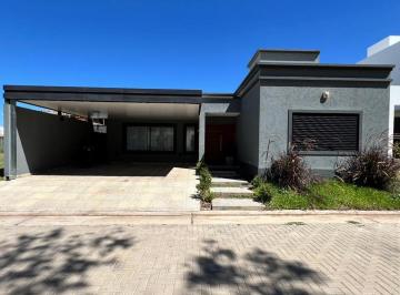 Casa · 120m² · 3 Ambientes · 1 Cochera · Casa Mansos del Sur