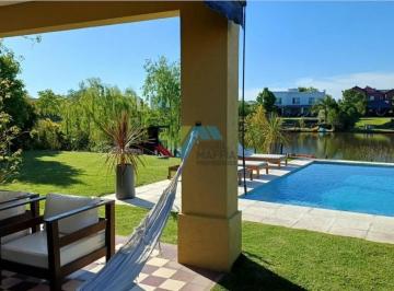 Casa · 380m² · 6 Ambientes · 3 Cocheras · Casa en Venta en San Benito, Villanueva, Tigre