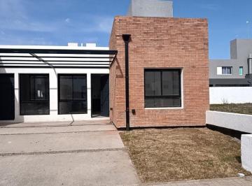 Casa de 4 ambientes, Córdoba · Venta Duplex Manantiales