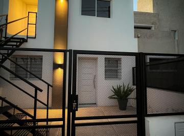 Departamento de 3 ambientes, Córdoba · Propiedad con 2 Departamentos Independientes