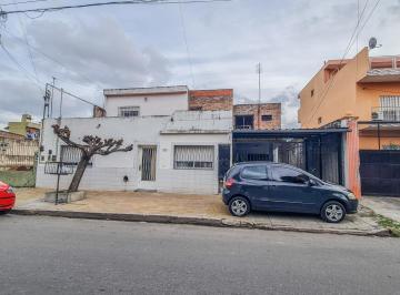 Casa · 427m² · 11 Ambientes · 2 Cocheras · Venta Villa Celina Lote Triple Casa Taller Jardin Cochera