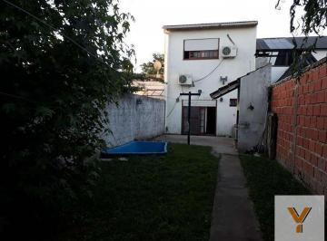 Casa · 162m² · 3 Ambientes · Casa en Venta - 2 Dorm. 1 Baño - 170 m² - Quilmes
