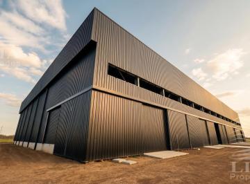 Bodega-Galpón · 4400m² · Galpón en Funes