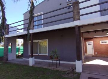 Casa · 136m² · 4 Ambientes · 1 Cochera · Casa 3 Dorm. en Sauce Viejo