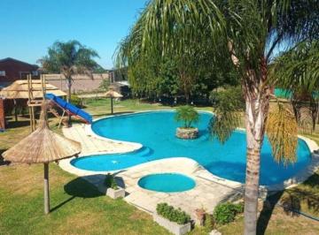 Quinta vacacional · 60m² · 4 Dormitorios · Complejo de Cabañas Santa Rosa de Calchines