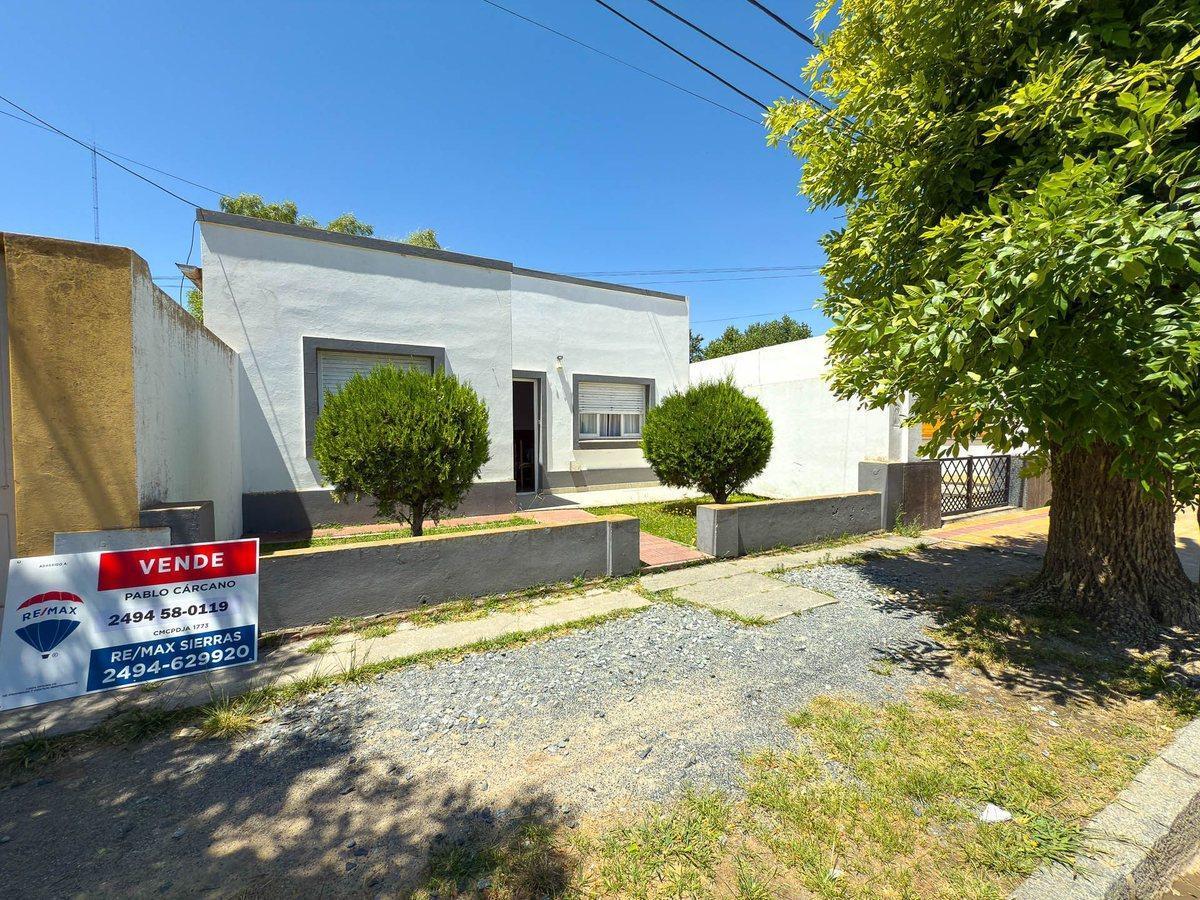 Casa 2 dorm, 131m² en María Ignacia con garaje