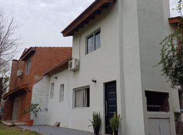 Casa · 90m² · 3 Ambientes · 1 Cochera · Venta Duplex en Country 3 Ambientes en Monte Grand