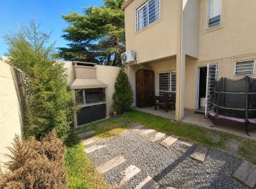 PH · 68m² · 3 Ambientes · 1 Cochera · Venta PH 3 Ambientes Cochera Parrilla Jose Marmol