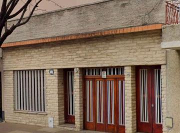 PH · 92m² · 5 Ambientes · PH 5 Ambientes Sin Expensas Patio y Terraza.