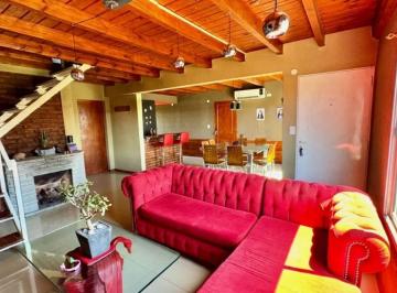 Casa · 236m² · 5 Ambientes · 3 Cocheras · Venta Casa 5 Ambientes San Vicente