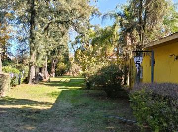 Quinta vacacional · 110m² · 2 Dormitorios · 3 Cocheras · Casa Quinta Venta Alejandro Korn Parque y Pileta