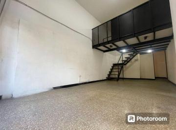 Local comercial · 46m² · Local Comercial Alquiler Constitucion