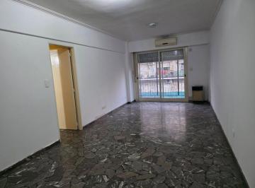 Departamento · 84m² · 5 Ambientes · 1 Cochera · Venta 4 Amb Dependencia Cochera Villa del Parque