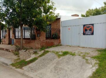 Casa · 114m² · 4 Ambientes · 1 Cochera · Venta Casa 3 Dorm con Departamento Alto Alberdi