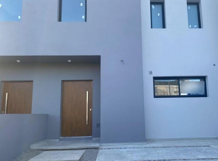 Casa · 114m² · 4 Ambientes · 1 Cochera