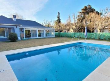 Casa · 172m² · 4 Ambientes · Hermosa Casa en Venta Barrio del Buen Retiro Pilar