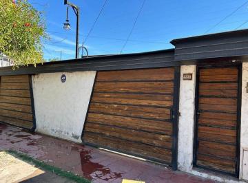 Casa · 146m² · 3 Ambientes · 2 Cocheras · Venta Hermosa Casa Barrio Don Bosco Guaymallen