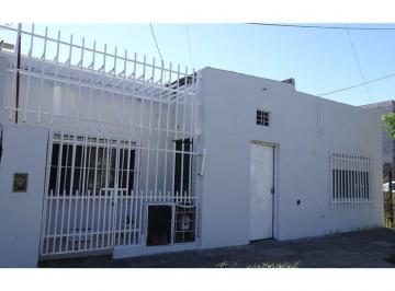 Casa · 160m² · 10 Ambientes · Casa Lote Propio 10 X 20 m Castelar Oportunidad
