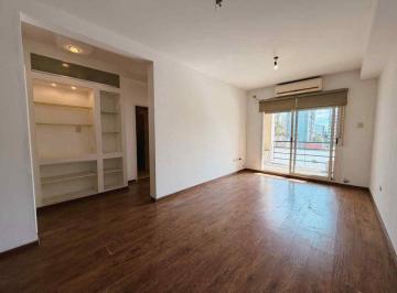Departamento · 60m² · 3 Ambientes · 1 Cochera · Venta 3 Amb con Balcon y Cochera Barrio Flores