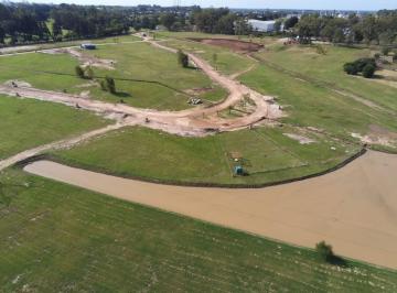 Terreno · 658m² · Lote a Laguna en Barrio Privado Zárate Golf Park
