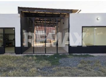 Local comercial · 143m² · 4 Cocheras · Galeria Comercial en Venta Fernandez Oro