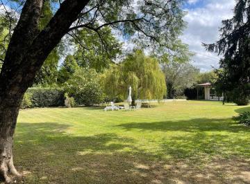 Casa · 148m² · 3 Ambientes · 2 Cocheras · Venta Casa Quinta Lote 1600 m² Moreno Oportunidad