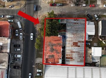 Depósito · 190m² · Venta en Conjunto Lote Locales Deposito Quilmes